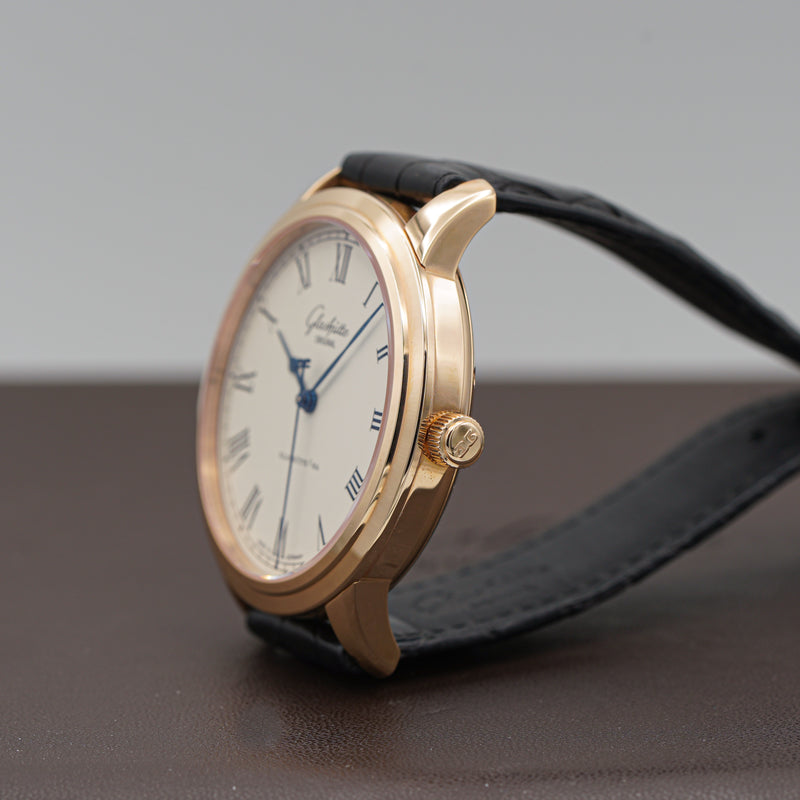 Glashütte Original Senator Automatic Rose Gold 1-39-59-01-05-04 crown