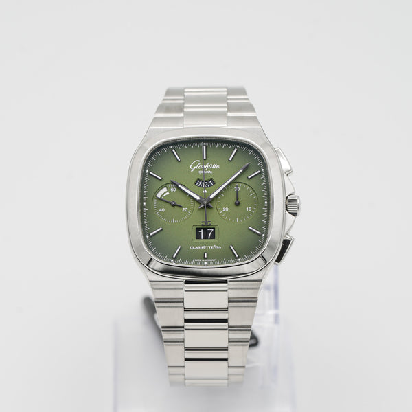 Glashütte Original Seventies Chronograph Green 1-37-02-09-02-70 dial