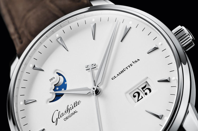 Glashütte Original Senator Excellence Panorama Date Moon Phase dial