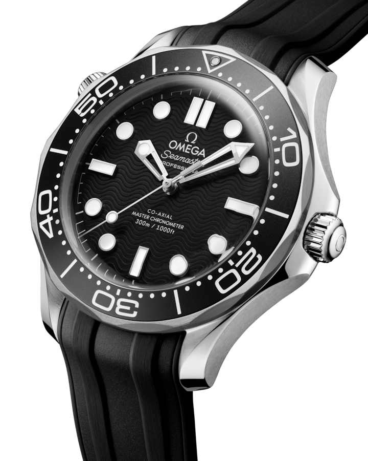 Side View - Omega Diver 300M Co-Axial Master Chronometer 42mm Black Dial on Rubber Strap Watch 